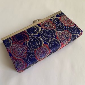 Rose print clutch